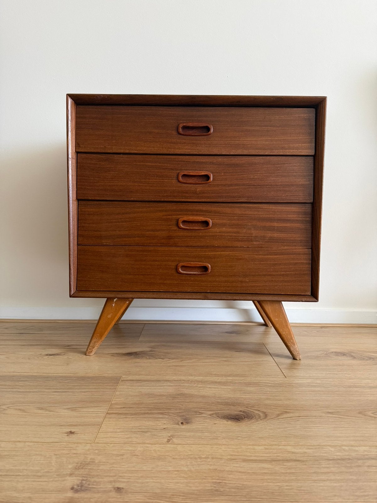 Vintage ladekast mid century, Huis en Inrichting, Ophalen, 50 tot 100 cm, Zo goed als nieuw, 3 of 4 laden