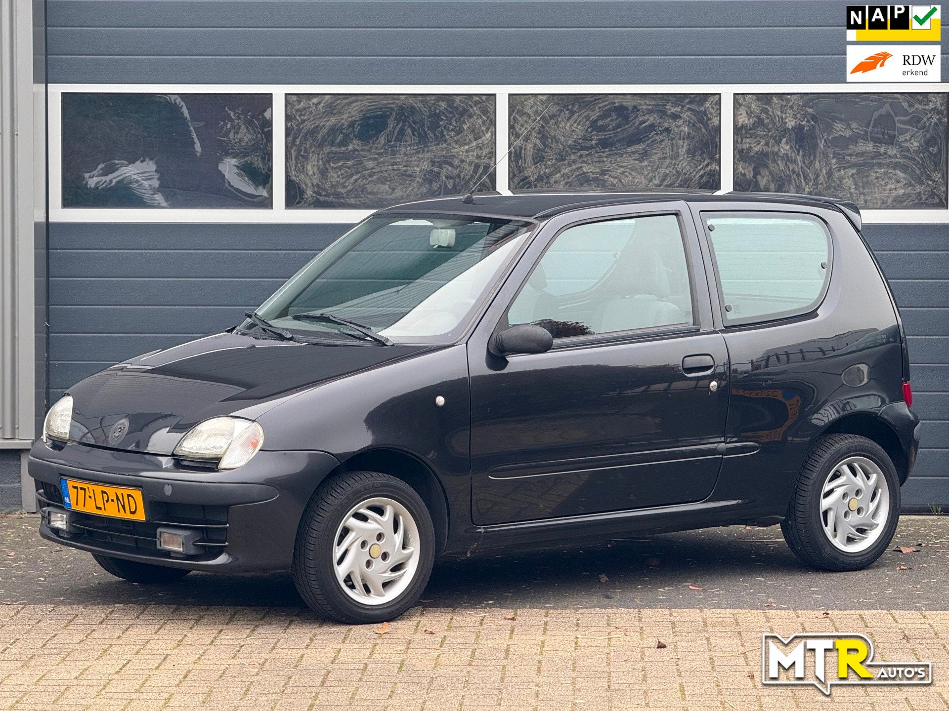 Fiat Seicento 1.1 Team 1e EIG|NAP|NWE APK, Auto's, Voorwielaandrijving, Stof, Zwart, Zwart