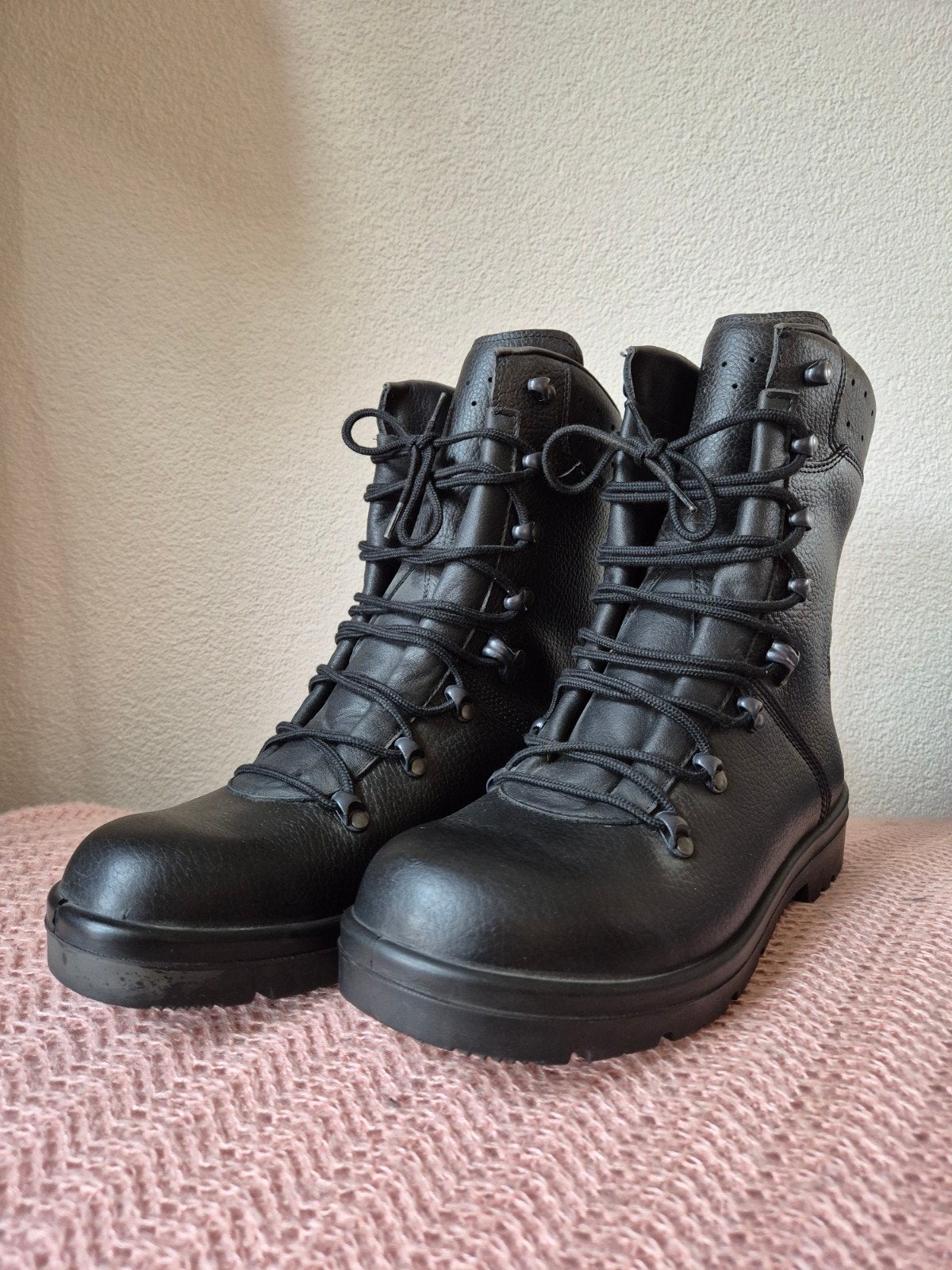 Legerkisten van het merk HAIX - maat 44 - nieuw!, Nieuw, Ophalen of Verzenden, Werkschoenen, Zwart