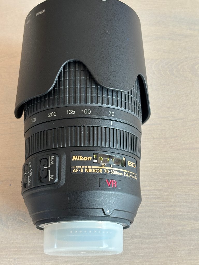 Nikon AF-S Nikkor 70-300mm f/4.5-5.6G ED VR Lens, Ophalen, Beschermhoes/tas, Nikon, Telelens