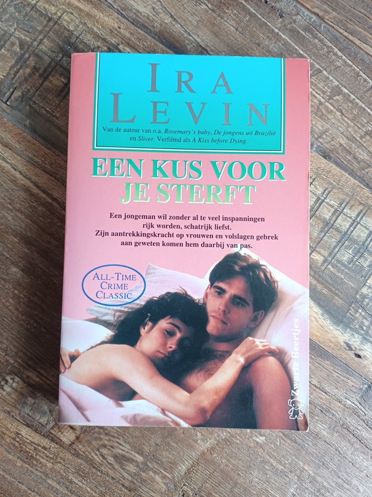 Ira Levin - Een kus voor je sterft, Ophalen of Verzenden, Zo goed als nieuw, Ira Levin