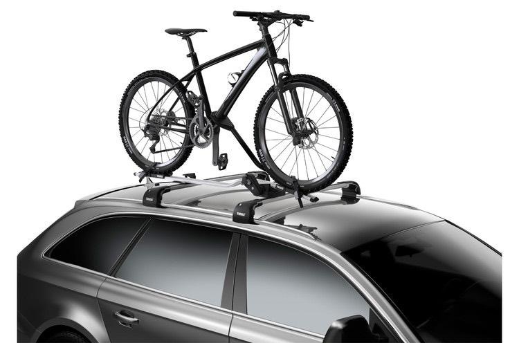 Thule dakdrager met 3 fietsdragers WingBar + ProRide 591, Ophalen, 3 fietsen of meer, Gebruikt, Dakdrager