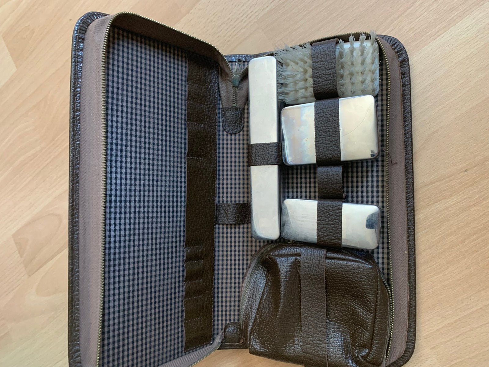 Herentoilet etui met rits: afmeting 30 x 15(30) x 4 cm., Sieraden, Tassen en Uiterlijk, Ophalen of Verzenden, Zo goed als nieuw