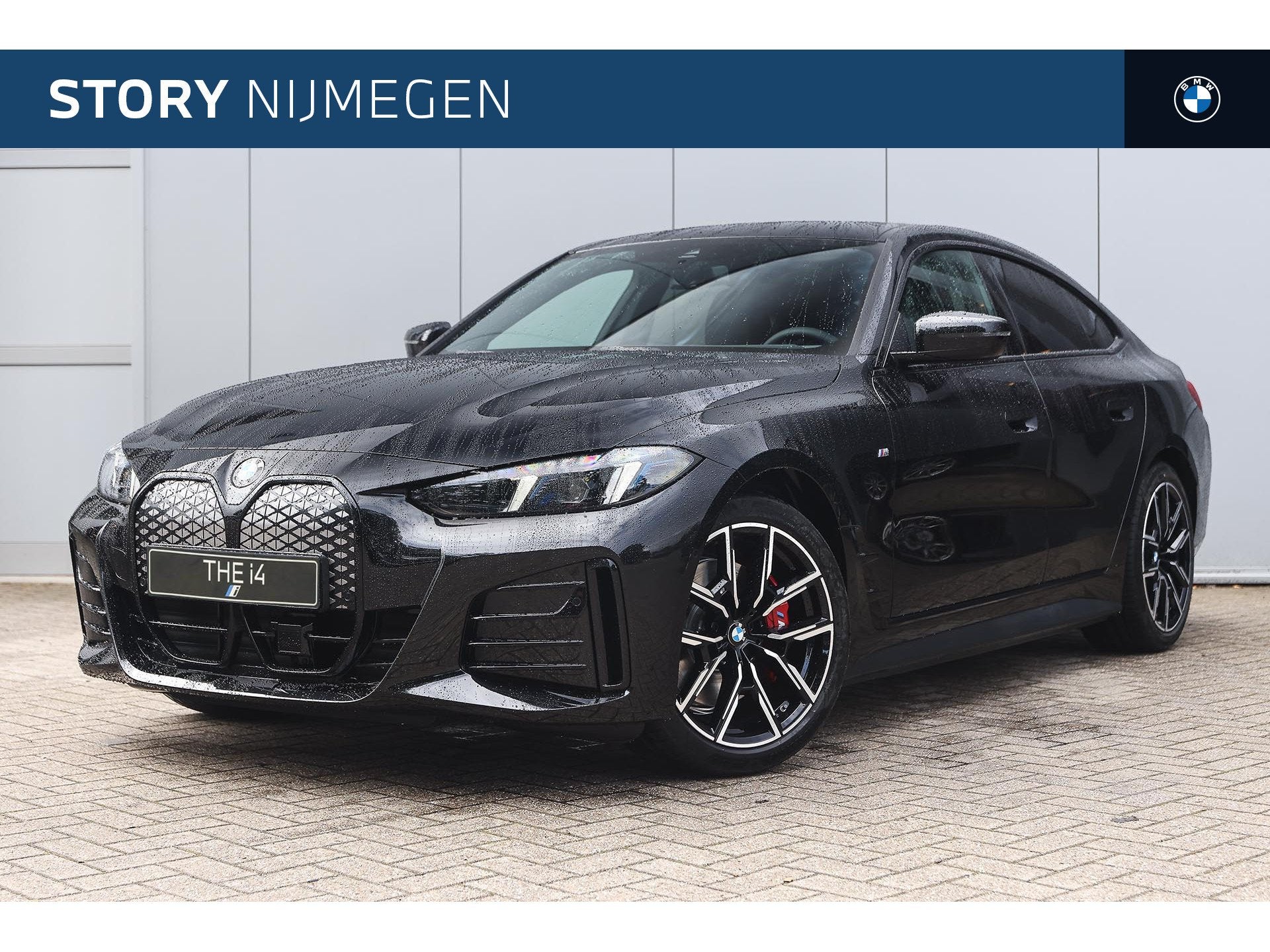 BMW i4 eDrive40 M Sport / Achteruitrijcamera / Adaptieve LED, Dealer onderhouden, Achterwielaandrijving, Zwart, 2020 kg