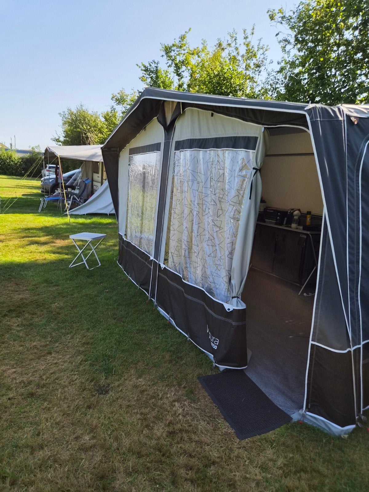 Ventura Pacific D250 voortent, zo goed als nieuw, Ophalen, Zo goed als nieuw, Ten Cate All Season 240g/m2, Isabella
