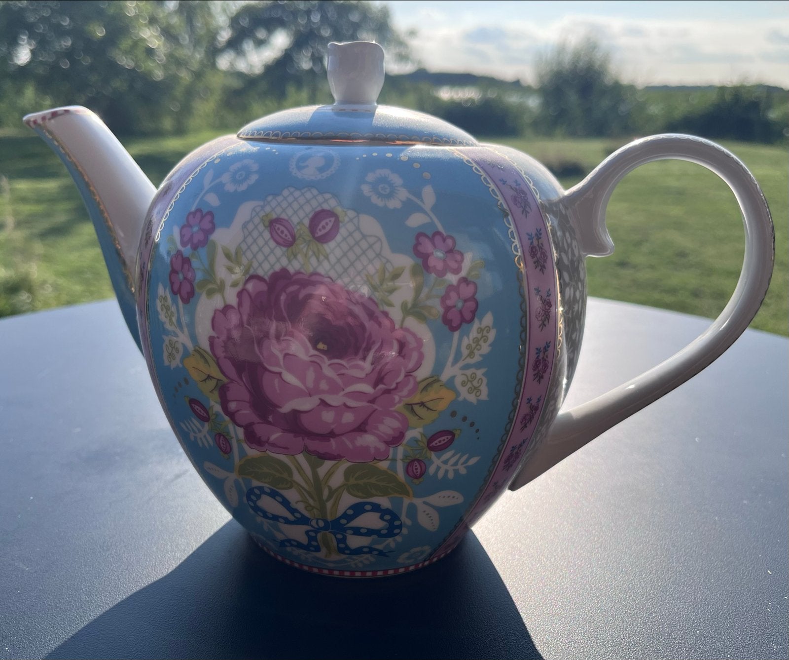 Pip Studio theepot met bloemenprint - Zo goed als nieuw, Huis en Inrichting, Keuken | Servies, Verzenden, Pip Studio, Zo goed als nieuw