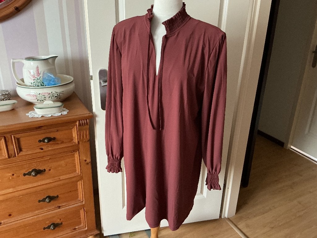 Nieuwe Cacao kleurige blouse van Plus Basics. Maat 46, Kleding | Dames, Plus Basics, Bruin, Blouse of Tuniek, Nieuw