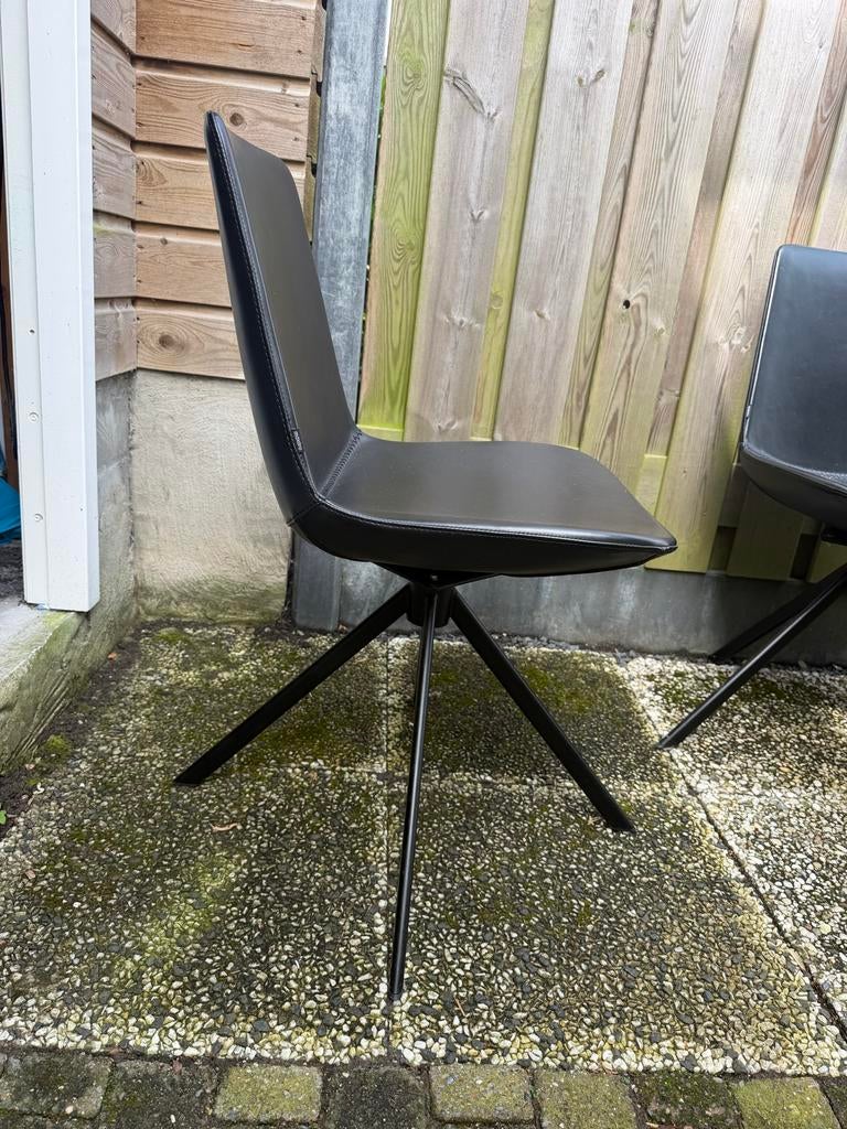 Zwarte eetkamerstoelen - 360 graden draaibaar, Ophalen, Zwart, Zo goed als nieuw, Vier