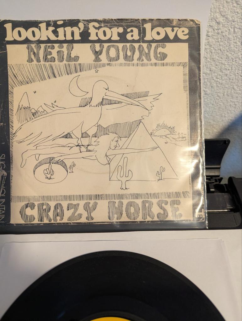 Neil Young & Crazy Horse - Looking for a Love (vinyl single), Cd's en Dvd's, Vinyl Singles, Gebruikt, 7 inch, Single, Ophalen of Verzenden