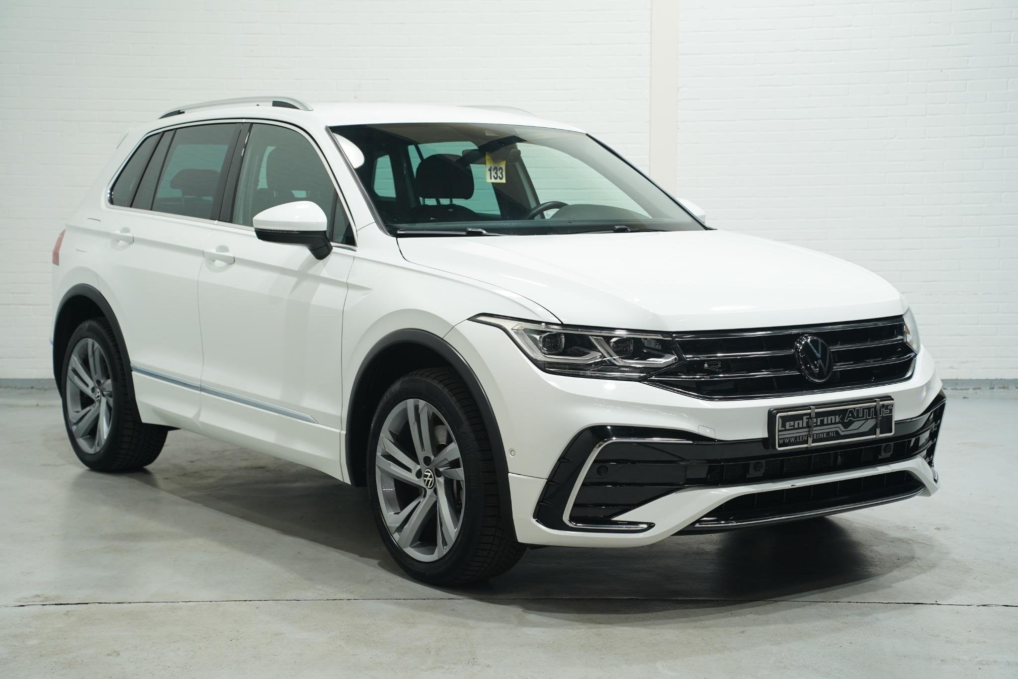 Volkswagen Tiguan 1.4 TSI eHybrid R-Line Business+ NAP SOH 8, Stof, Euro 6, Wit, Hybride Elektrisch/Benzine