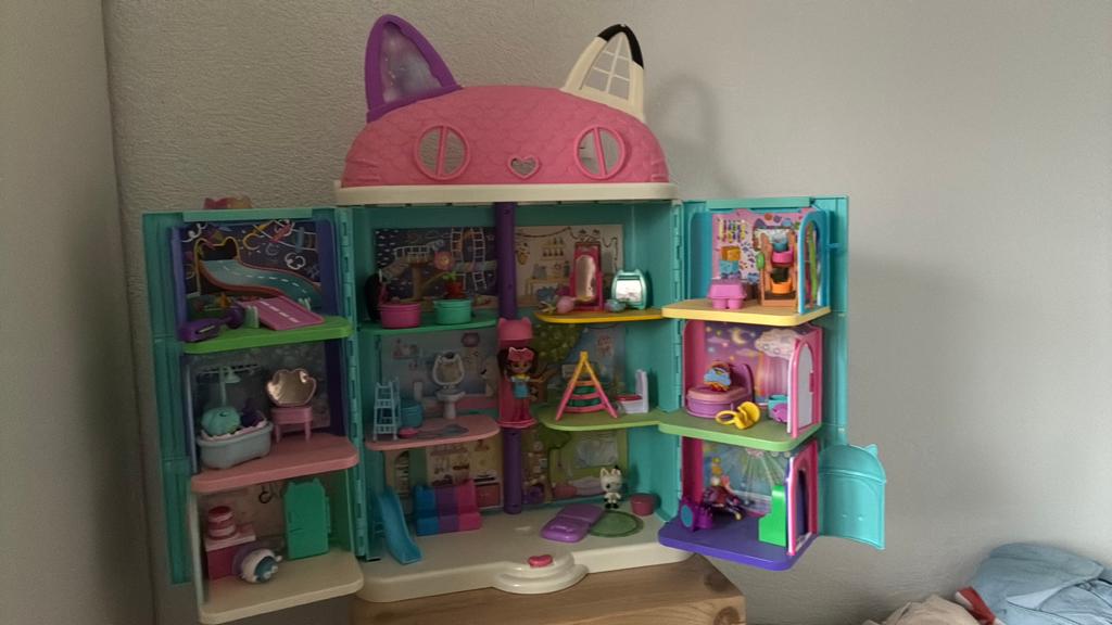 Compleet Gaby’s poppenhuis, Kinderen en Baby's, Ophalen, Zo goed als nieuw, Poppenhuis