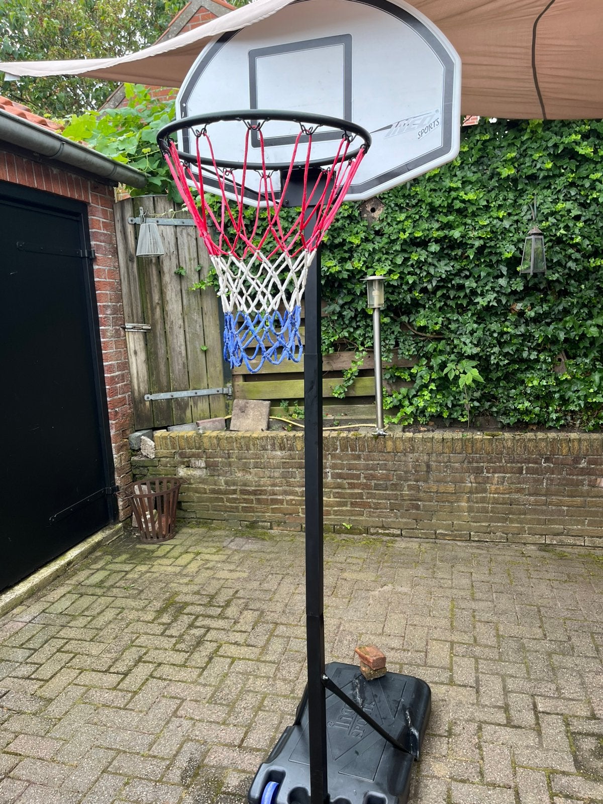 Basketbal paal, Ophalen, Zo goed als nieuw, Ring, Bord of Paal