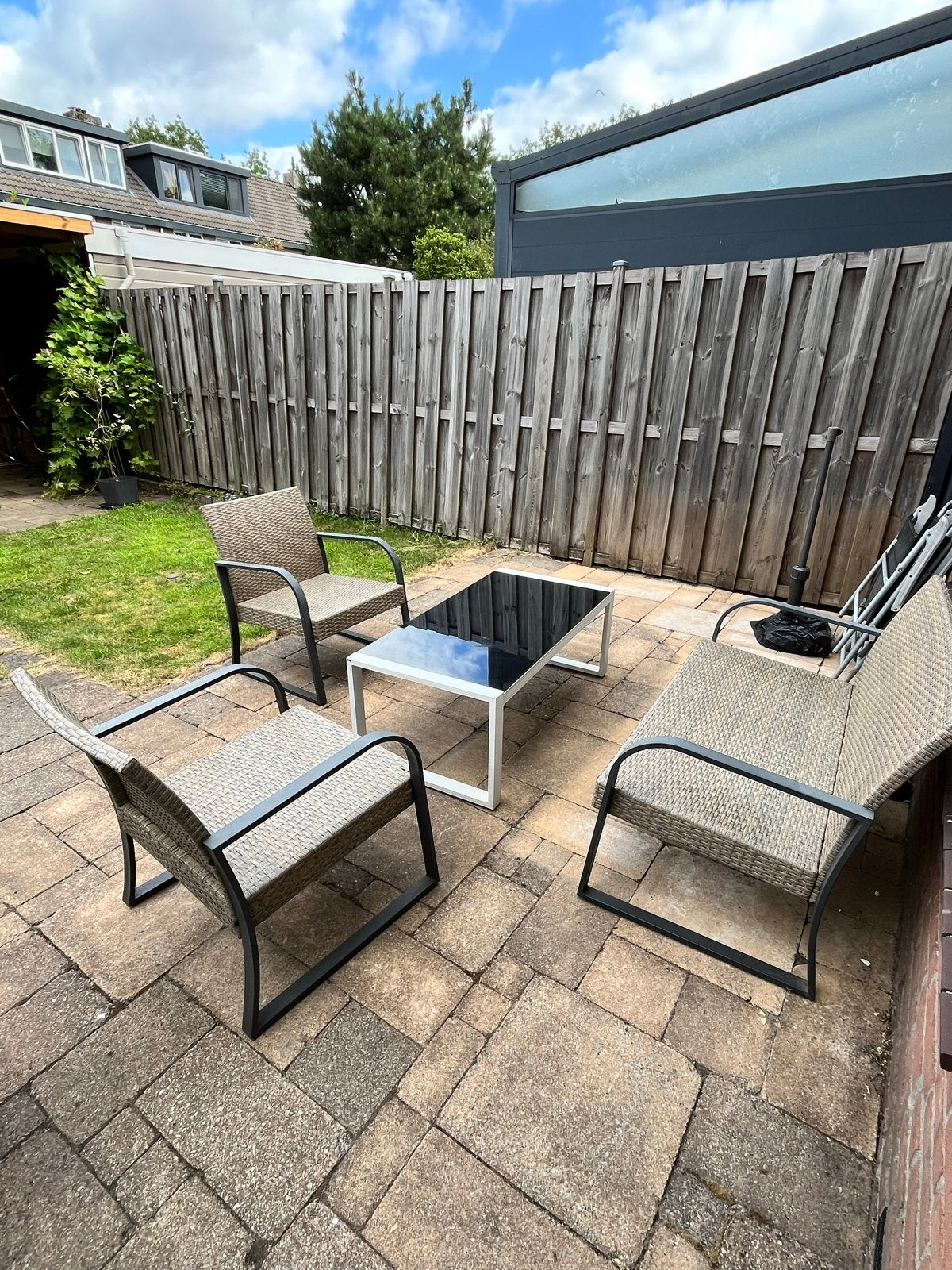Wicker Loungeset met Glazen Salontafel, Ophalen, 4 zitplaatsen, Gebruikt, Loungeset