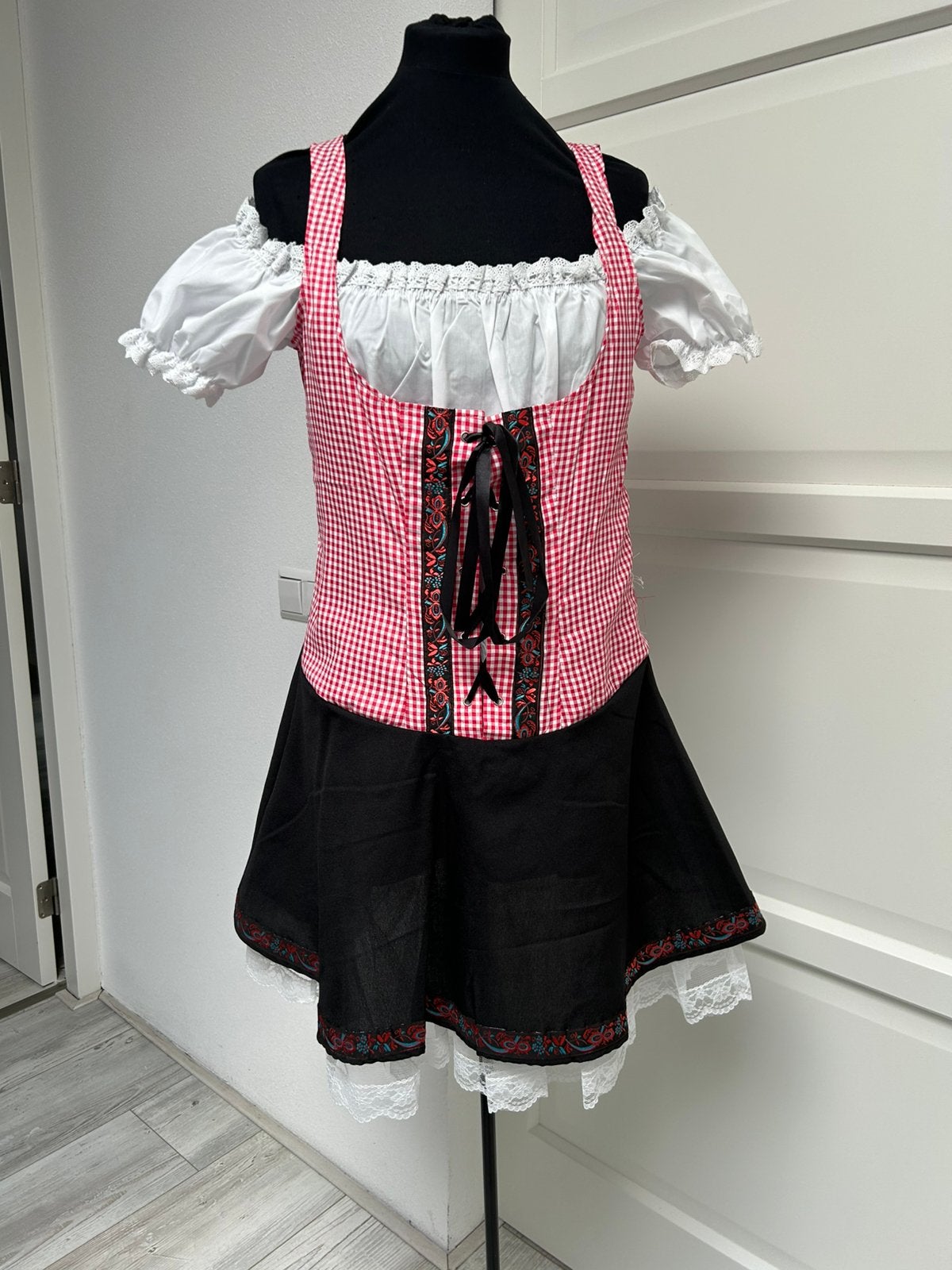 Dirndl Rode ruit maat L, Kleding | Dames, Maat 42/44 (L), Nieuw, Ophalen of Verzenden, Overige thema's