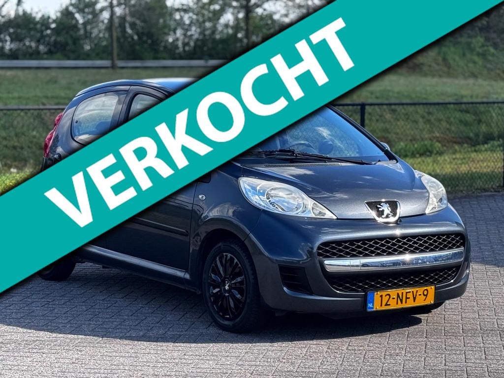 Peugeot 107 1.0-12V XS+AIRCO+1eEIGENAAR+NAP, Voorwielaandrijving, Stof, Gebruikt, Zwart