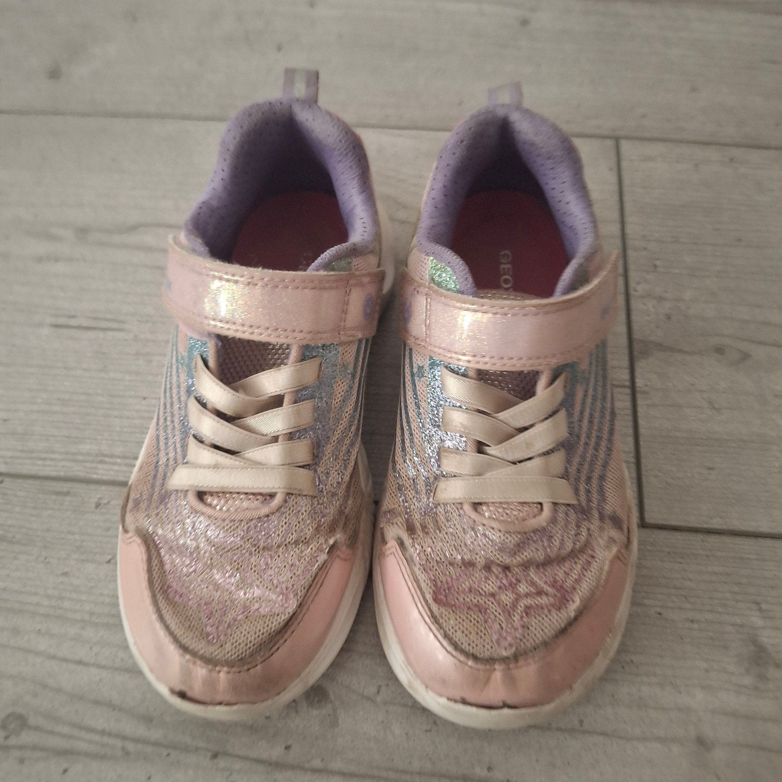 2de handse schoenen geox, Ophalen of Verzenden, Gebruikt, Meisje, Schoenen
