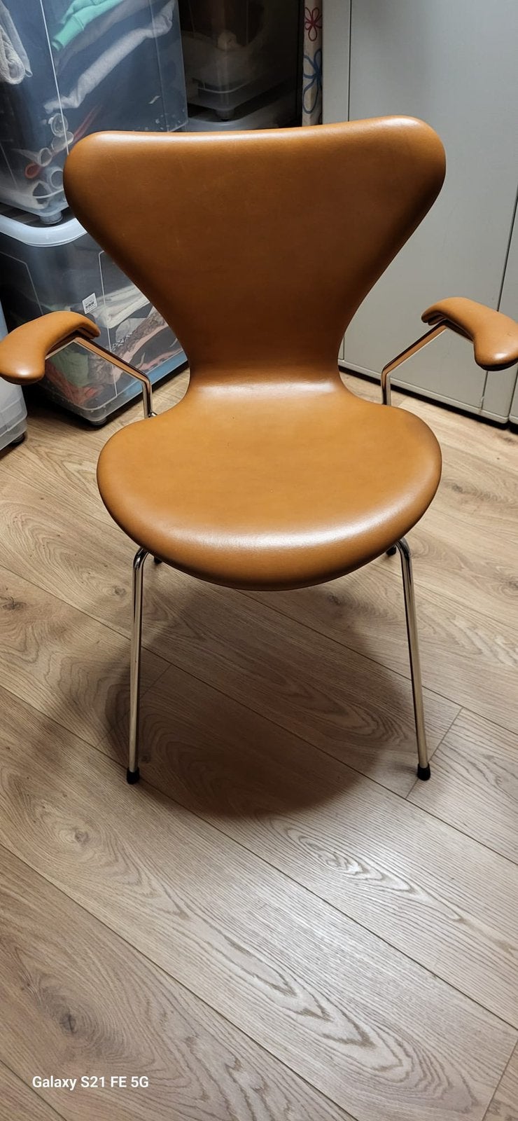 Fritz Hansen vlinderstoel, Huis en Inrichting, Stoelen, Ophalen, Bruin, Design, Leer