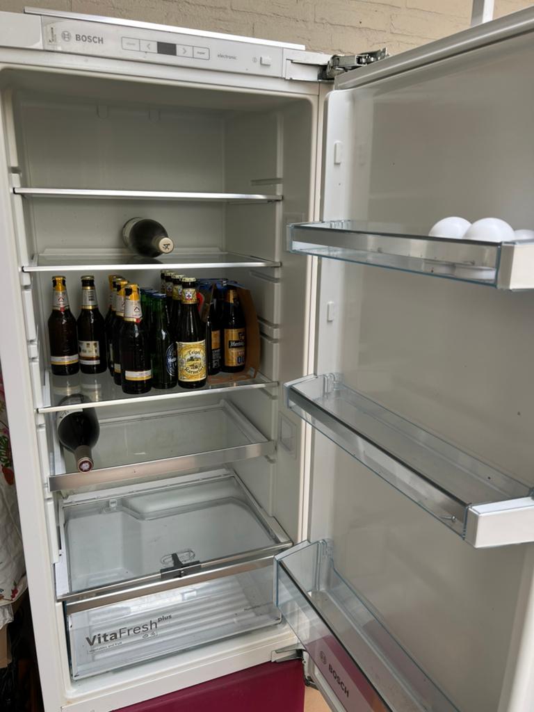 Bosch KIR41AD30 Inbouwkoelkast VitaFresh Plus, Witgoed en Apparatuur, Koelkasten en IJskasten, Ophalen, 120 tot 140 cm, 200 liter of meer