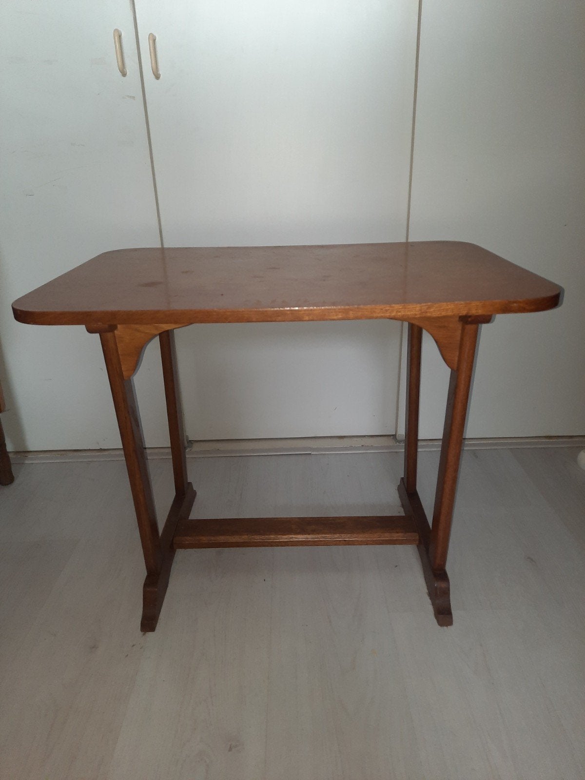 Mid century tv tafeltje of plantentafeltje, Ophalen
