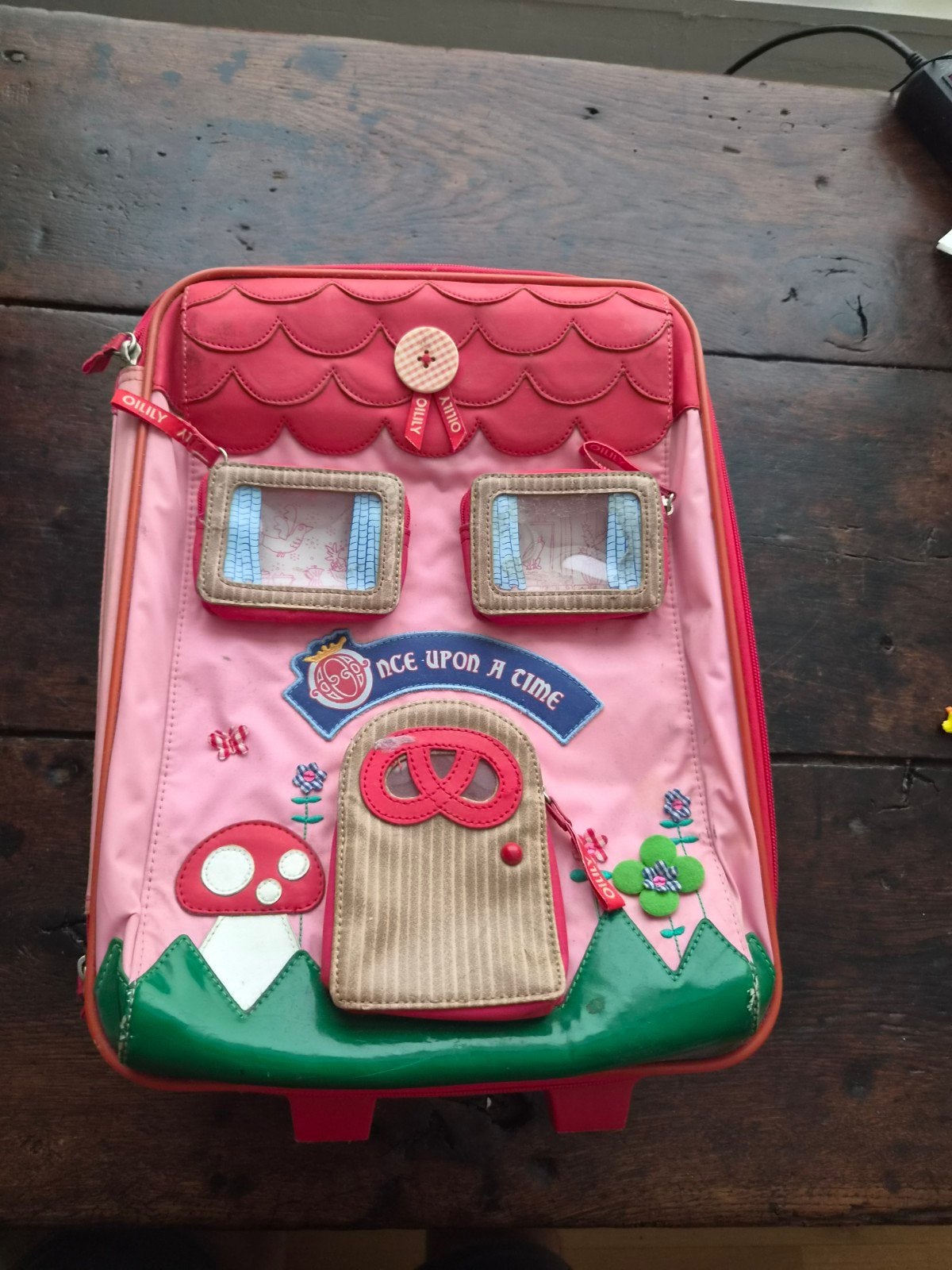 rolkoffer oilily (met wat gekras achterop), Sieraden, Tassen en Uiterlijk, Ophalen, Gebruikt, Hard kunststof