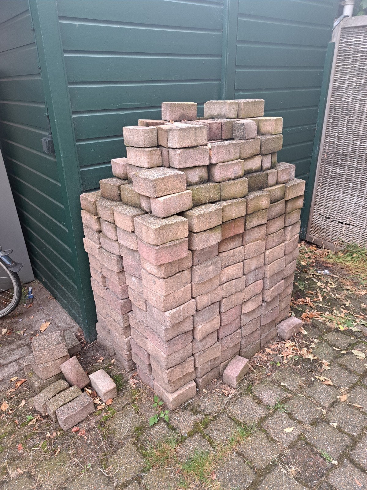 gratis: tegels, tuintegels, bestrating, Ophalen, Gebruikt, 5 tot 10 m², Beton