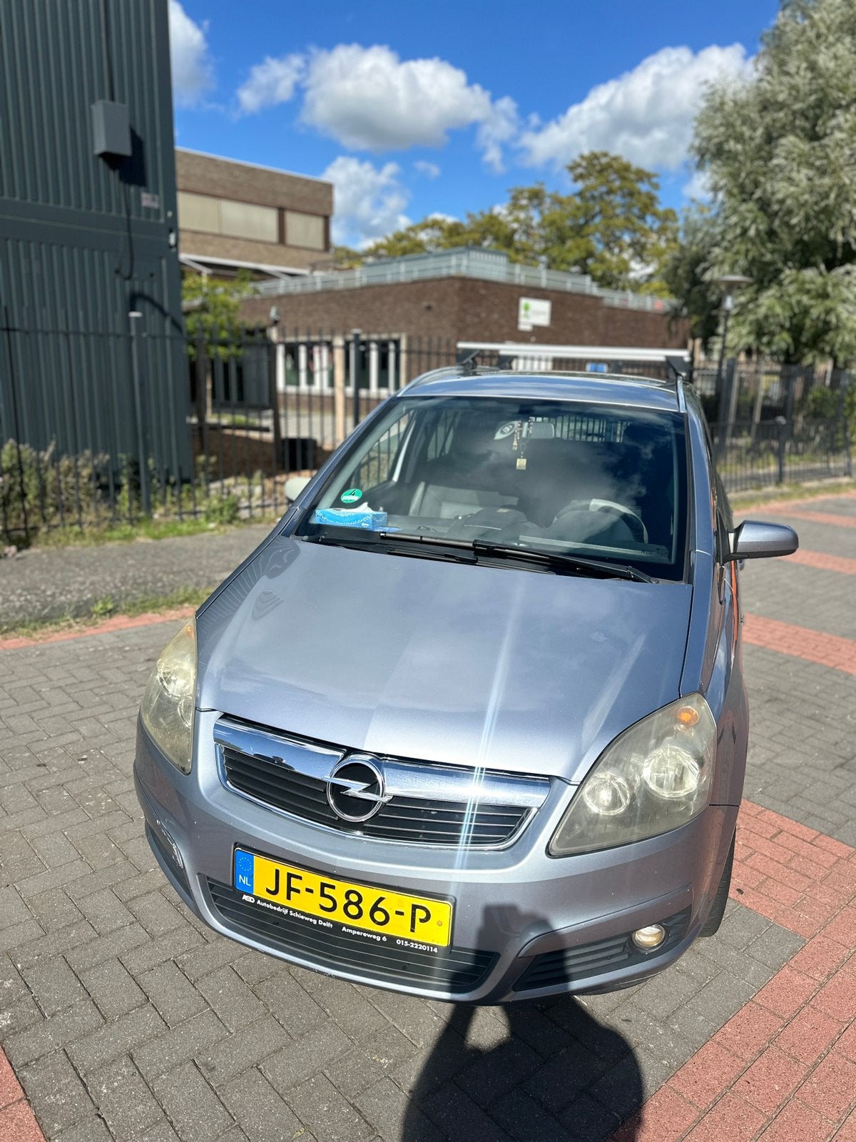 Opel Zafira 1.6 Benzine – 7-Persoons – 2007, Auto's, Voorwielaandrijving, 4 cilinders, 7 stoelen, 14 km/l
