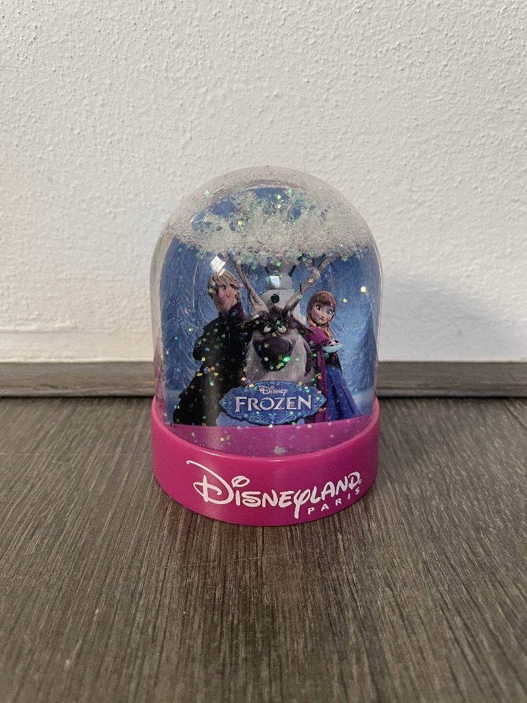 schudbol frozen disney, Ophalen of Verzenden, Overige figuren, Gebruikt, Beeldje of Figuurtje
