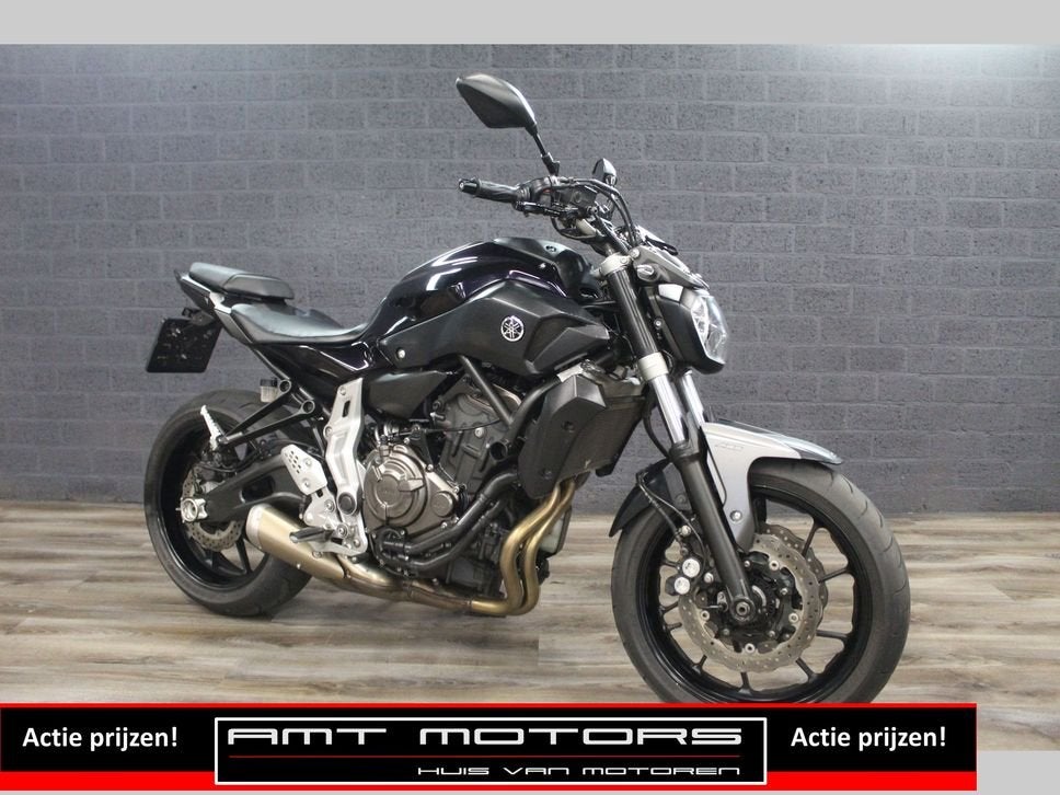 YAMAHA MT 07 ABS (bj 2015) 24,465 km Zeer mooie MT07, 2 cilinders, Bedrijf, Onbekend, Meer dan 35 kW
