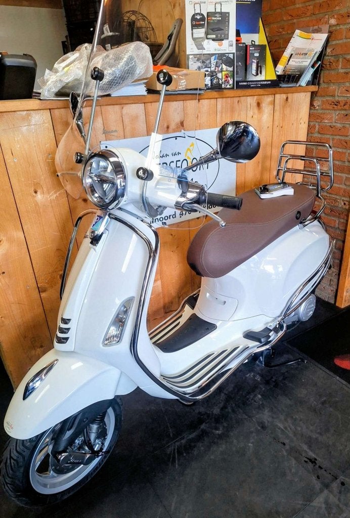 Een mooie VESPA Prima Vera, in nieuwstaat van 1e eigenaar., Overige modellen, Niet ingevuld, Zo goed als nieuw, Niet ingevuld