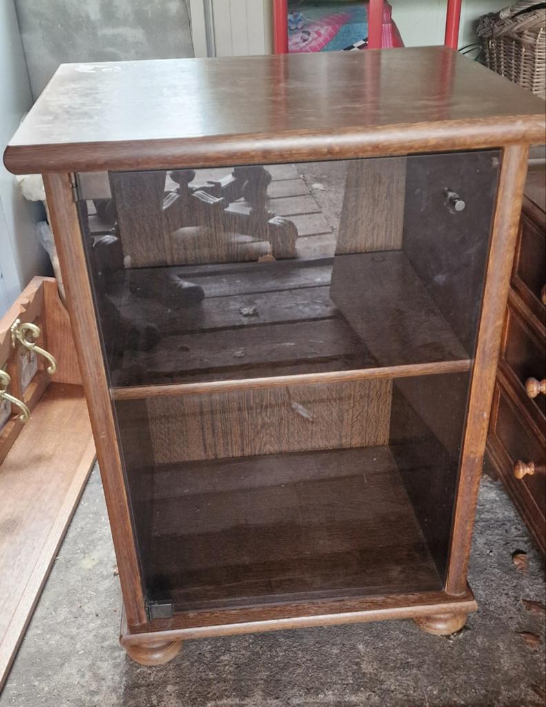Vintage stereomeubel/platenspeler kast met glazen deurtjes, Ophalen