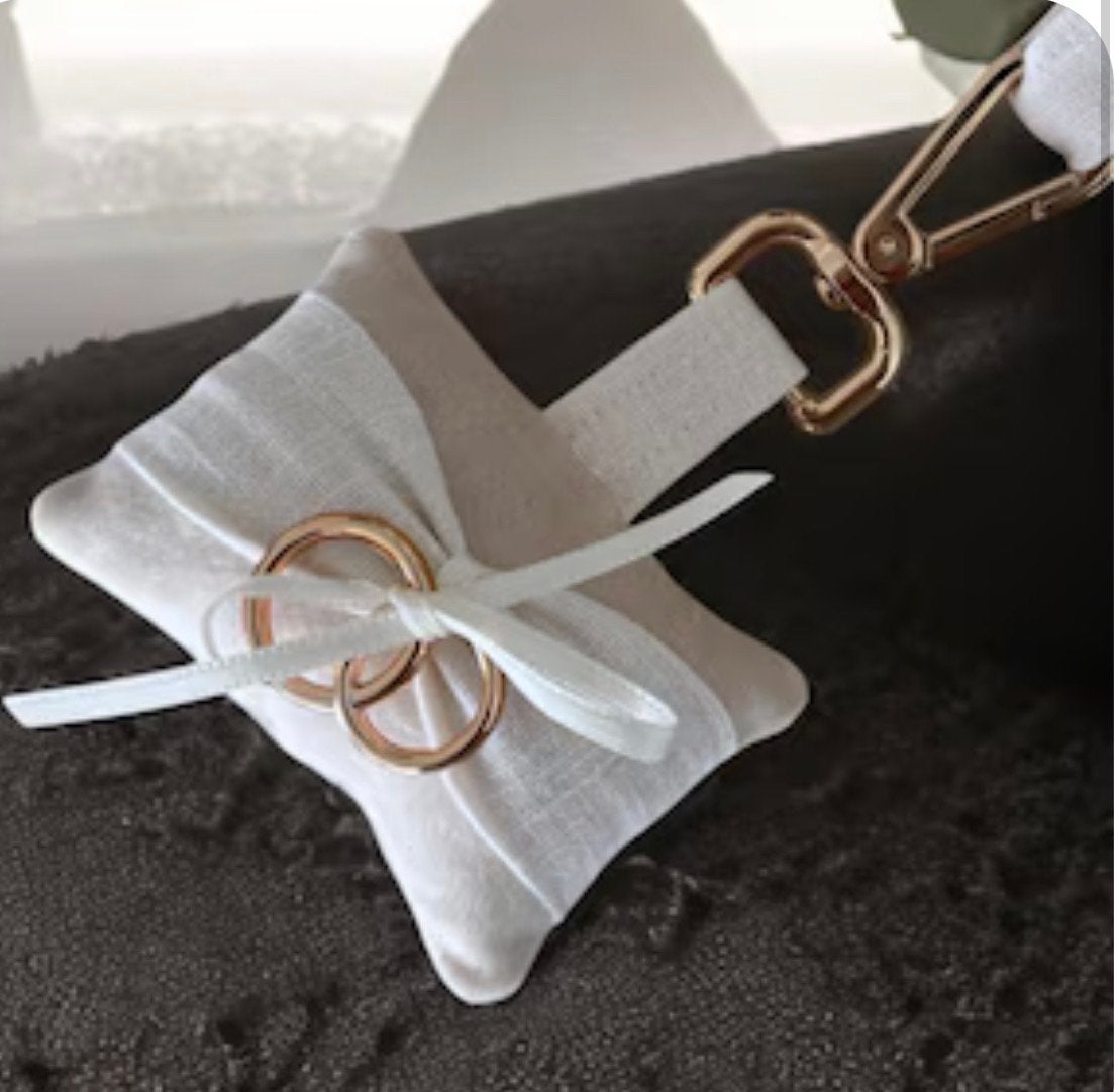 Ringkussen met karabijnhaak voor de hond, Ophalen of Verzenden, Zo goed als nieuw, Beige