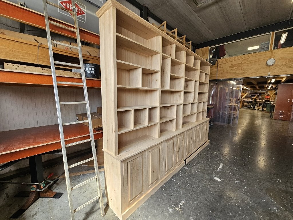 Eiken boekenkast op maat | Nederlands maatwerk, Ophalen, Eikenhout, 200 cm of meer, Met klep(pen)