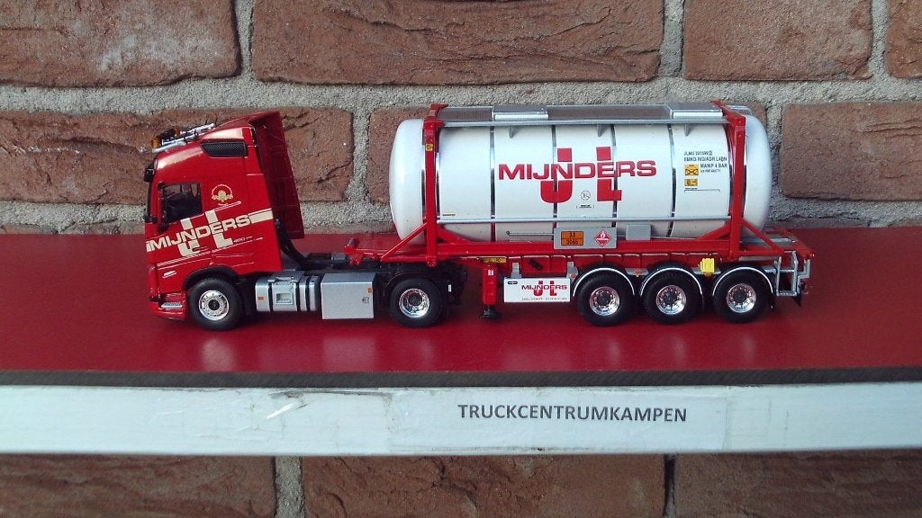 WSI  Volvo  FH5  Globetrotter  van  J. L. Mijnders., Hobby en Vrije tijd, Ophalen of Verzenden, Nieuw, Bus of Vrachtwagen, Wsi