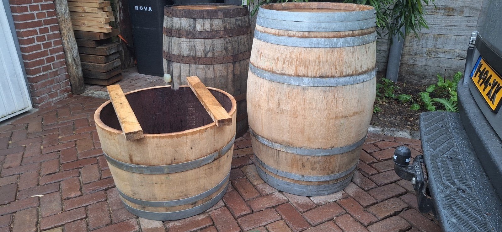 Wijnvaten whiskyvaten bloembakken, Ophalen of Verzenden, Rond, Hout