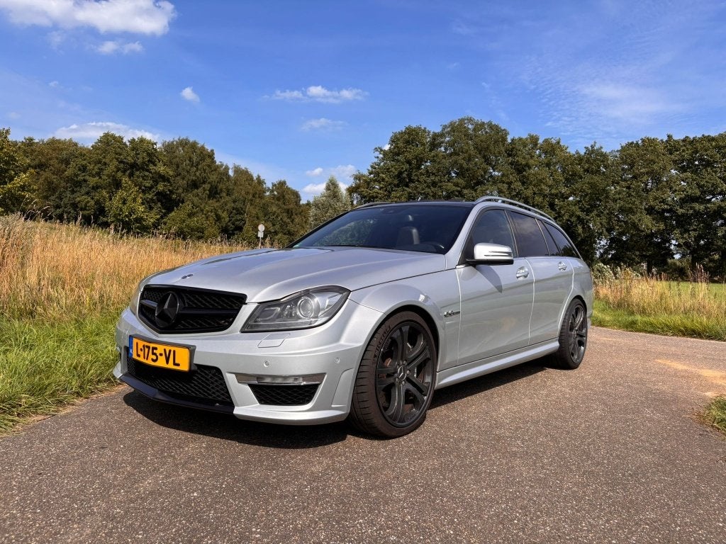 Mercedes-Benz C-Klasse 6.2 C63 AMG Estate AUT 2012 Grijs, Auto's, Automaat, Euro 5, Achterwielaandrijving, 457 pk