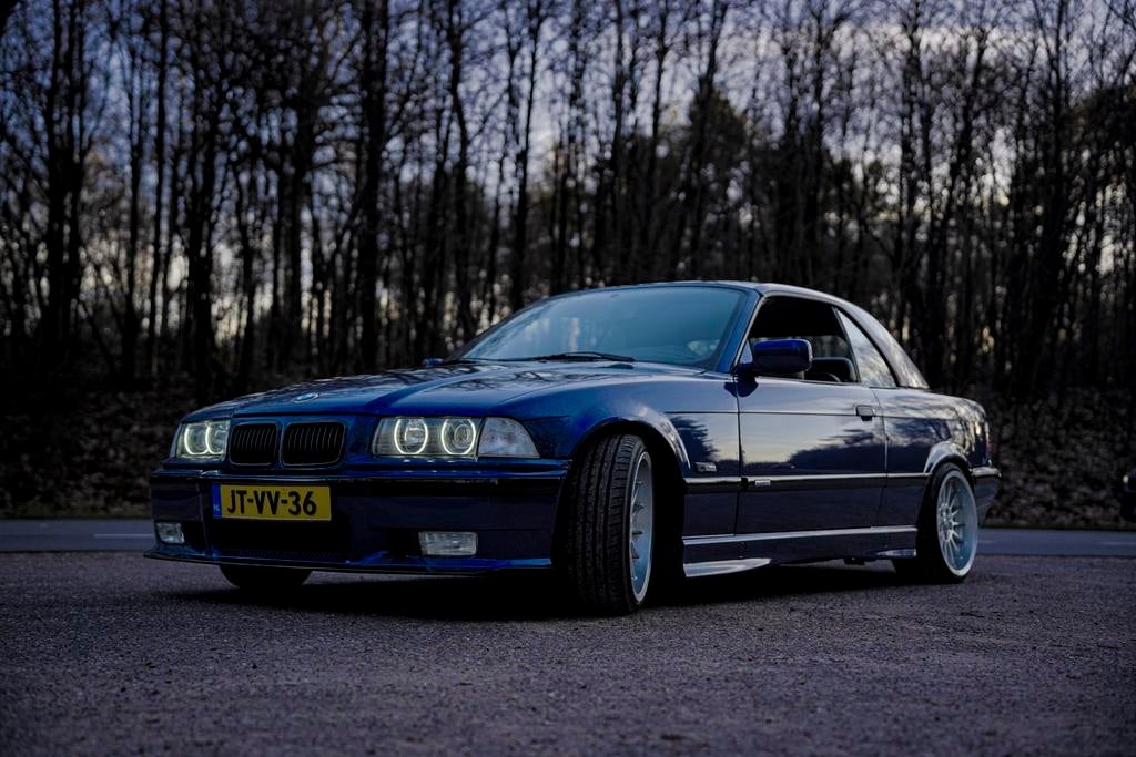 BMW e36 cabrio (lees advertentie), Auto's, Achterwielaandrijving, Cabriolet, Blauw, 1415 kg
