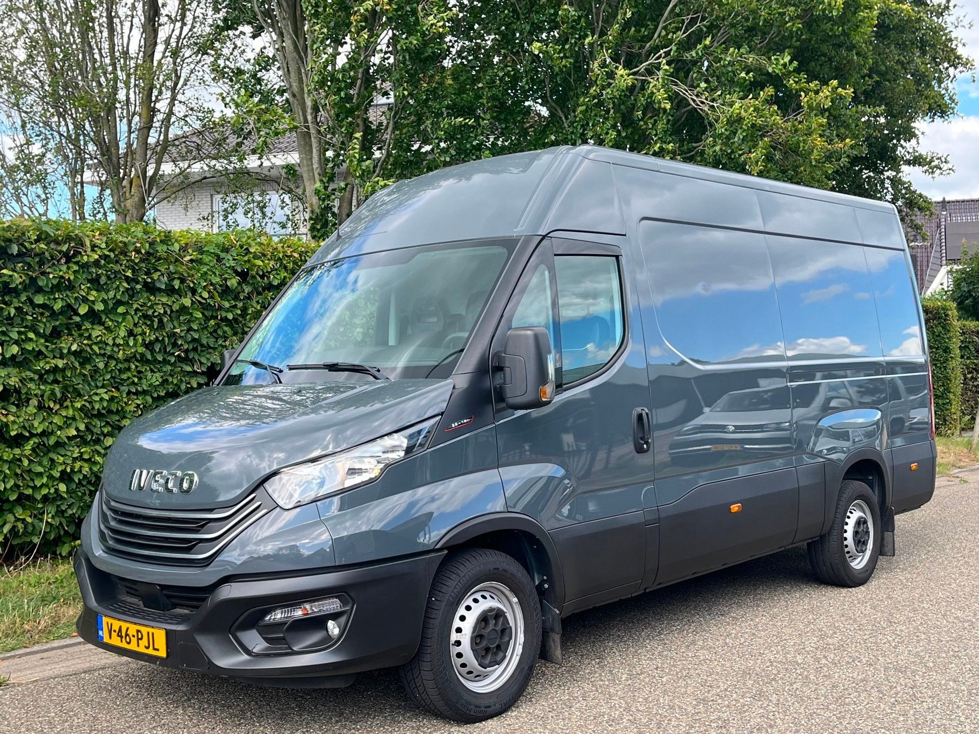 Iveco Daily 35S18 3.0 180PK |L2H2 | 3500kg trekgewicht, Gebruikt, 4 cilinders, Iveco, 2381 kg