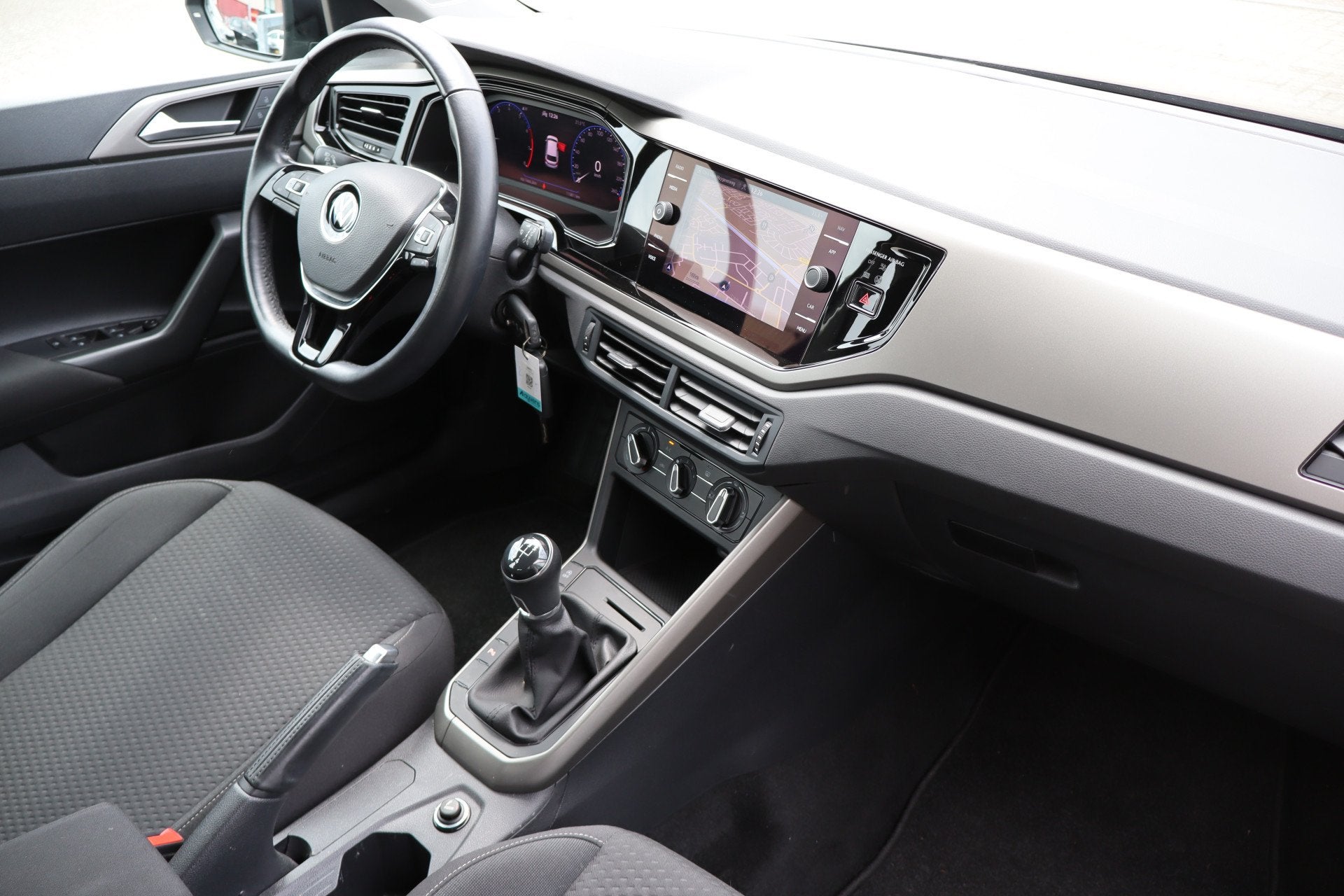 Volkswagen Polo 1.0 TSI Comfortline Nederlandse auto! Digita, Voorwielaandrijving, 12 maanden, Gebruikt, 580 kg