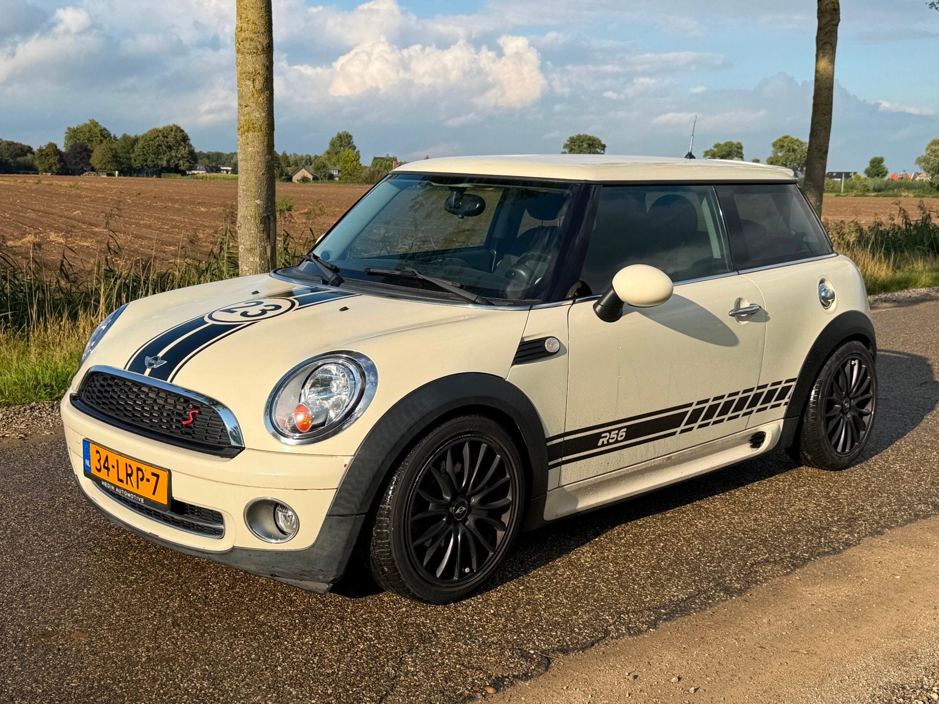 Mini 3-Deurs 1.6 One MINIMALIST Business Line APK 12-2026 Ai, Auto's, Voorwielaandrijving, Euro 5, Stof, Zwart