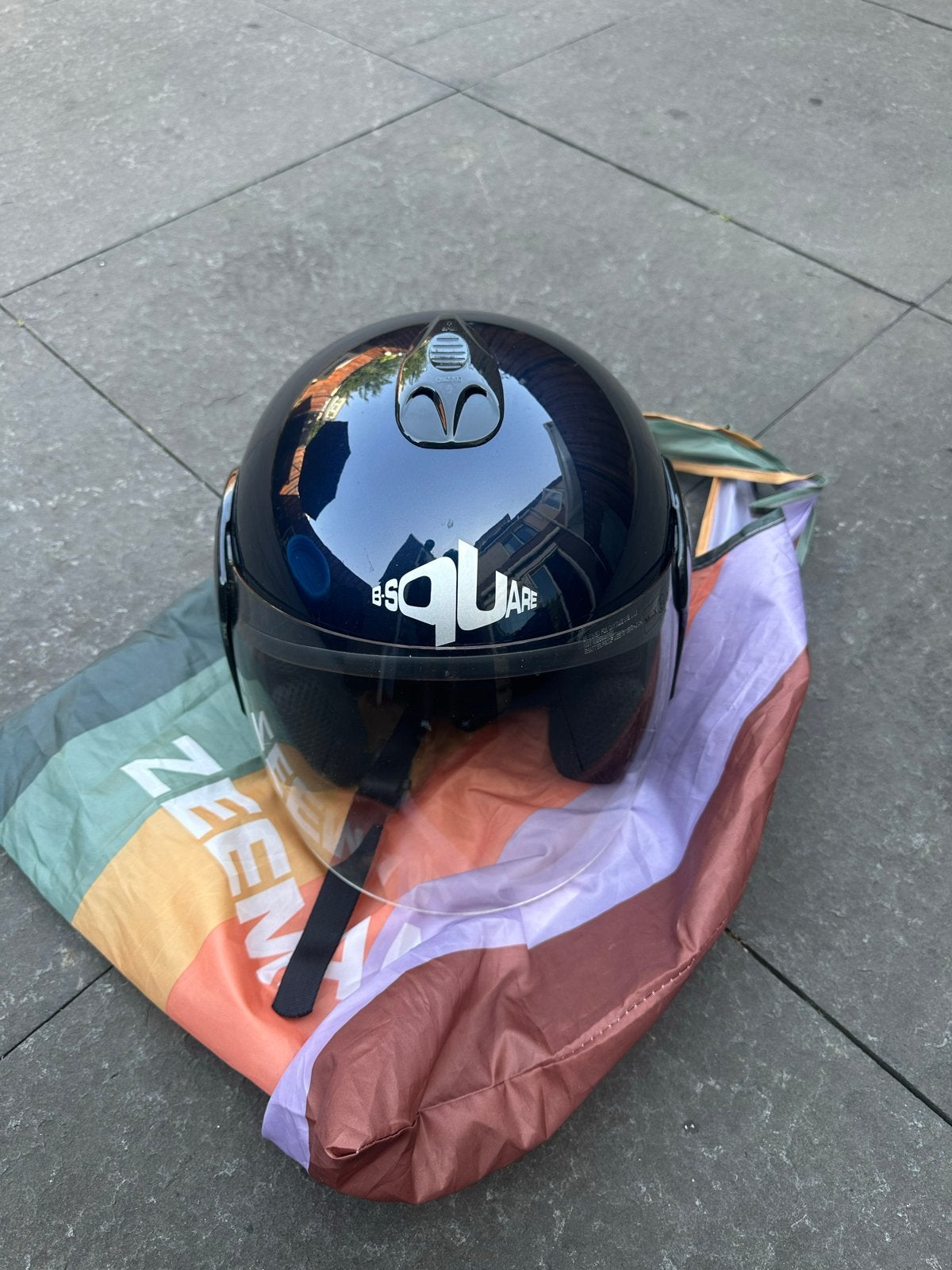 Donkerblauwe BSSQUARE scooterhelm, maat M, Fietsen en Brommers, Brommerhelmen, Ophalen, Nieuw, Large