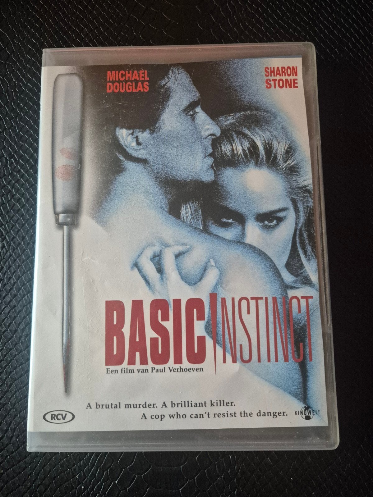 basic instinct, Vanaf 16 jaar, Ophalen of Verzenden, Zo goed als nieuw, Overige genres