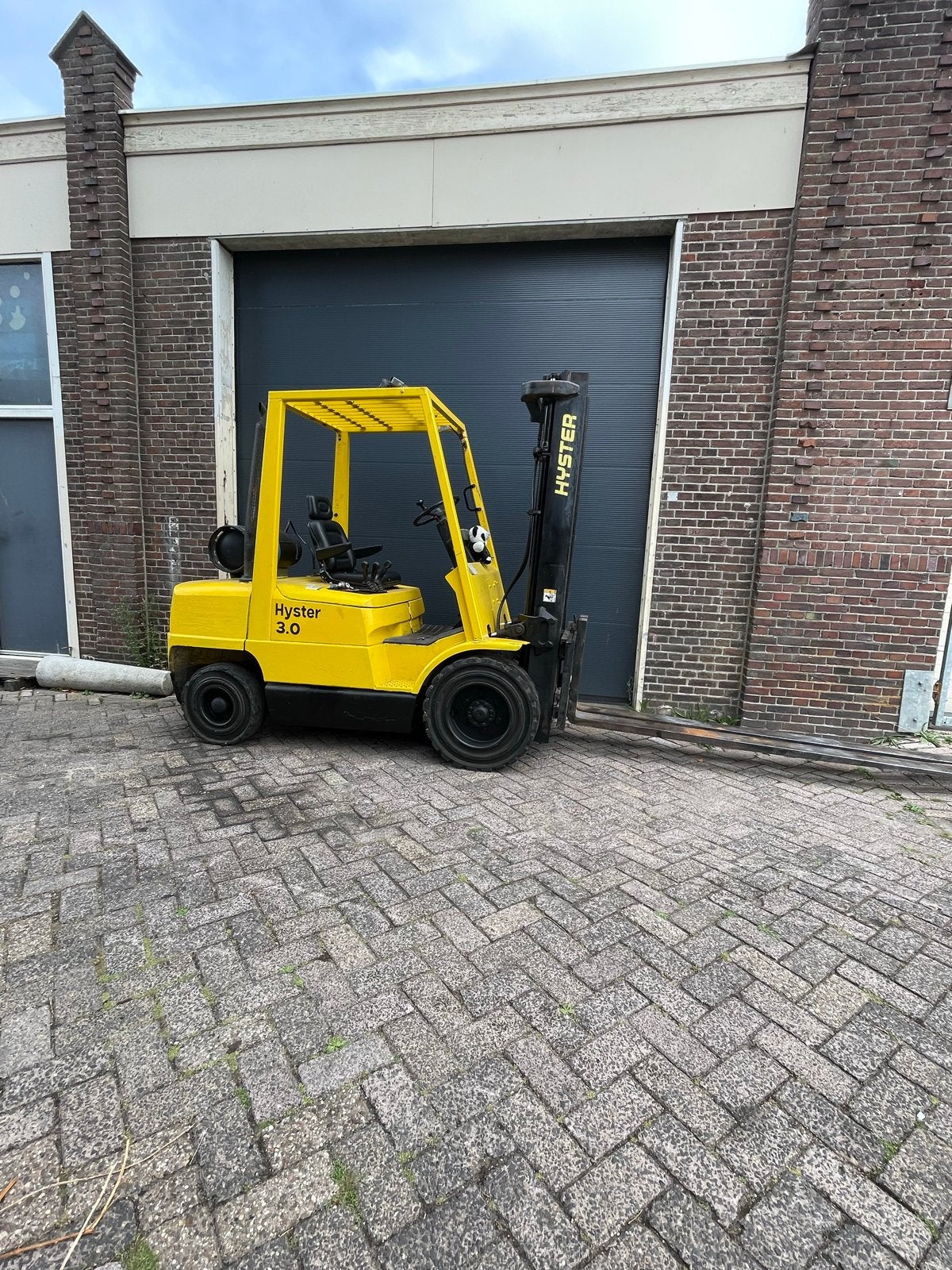 Hyster 3 ton heftruck met lange vorken (240cm), 3000 tot 4000 kg, Ophalen, LPG, Heftruck