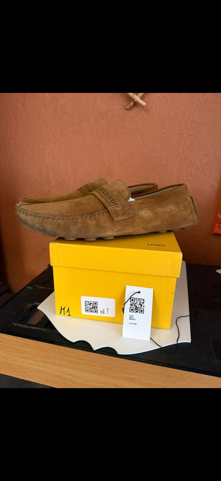 Fendi Loafers Heren - Bruin Suède 45, Ophalen of Verzenden, Zo goed als nieuw, Bruin, Loafers