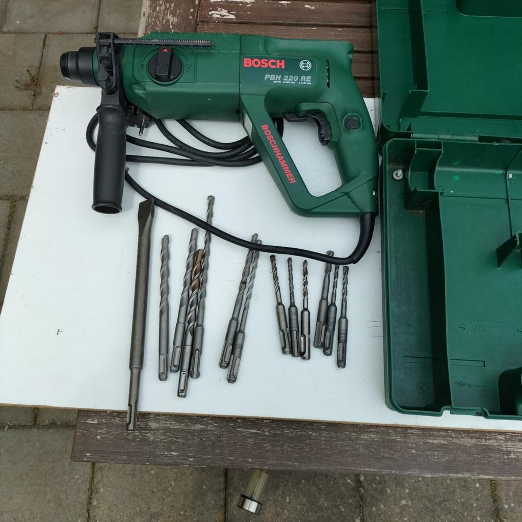 Bosch Klopboormachine PBH 220 RE met borenset, Boor- en/of Breekhamer, Ophalen of Verzenden, Klopboormechanisme, Gebruikt