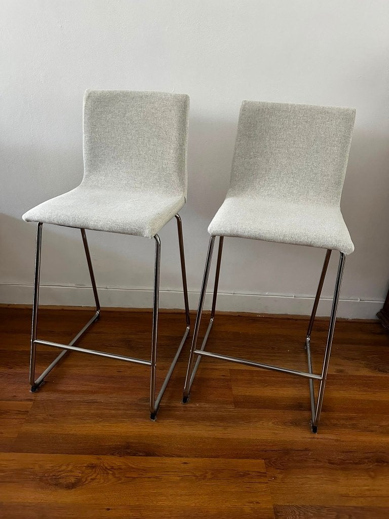 2 x LILLÅNÄS Barkruk, IKEA, verchroomd, kleur crème / wit, Huis en Inrichting, Barkrukken, Ophalen, Gebruikt, Met voetsteun, 60 tot 90 cm