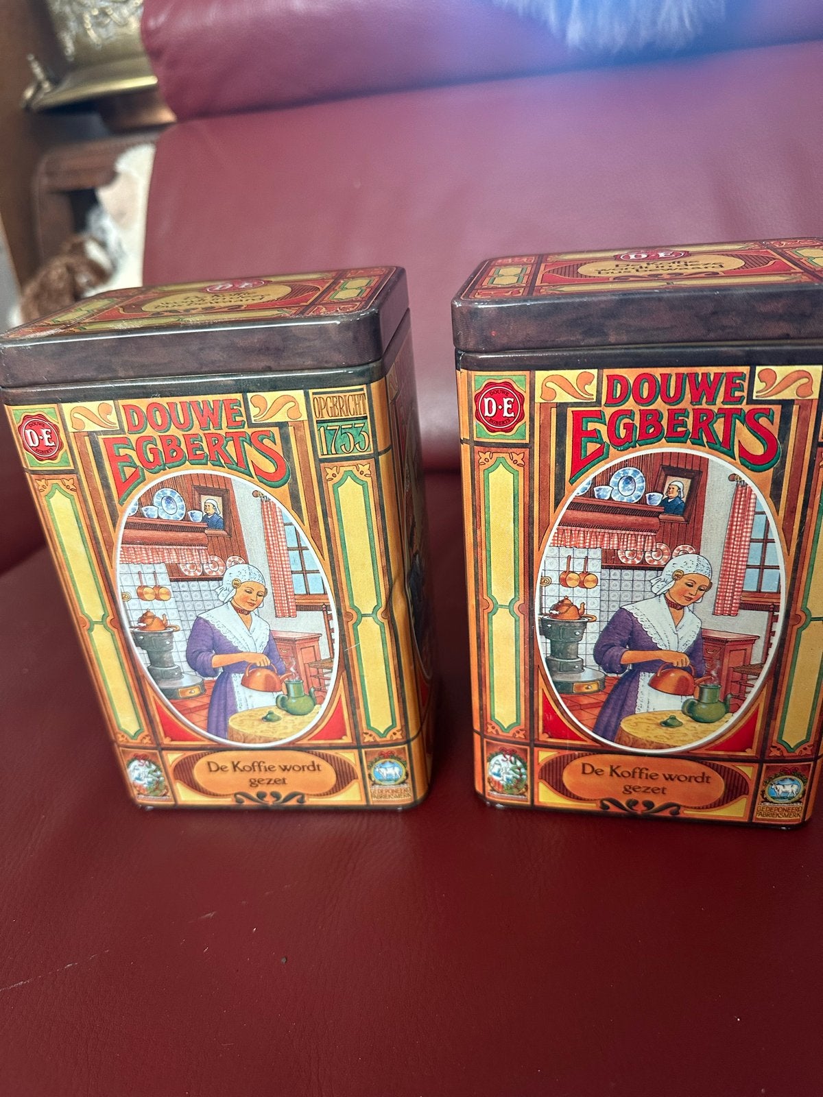 Twee Douwe Egberts koffiebewaarblikken, Ophalen of Verzenden