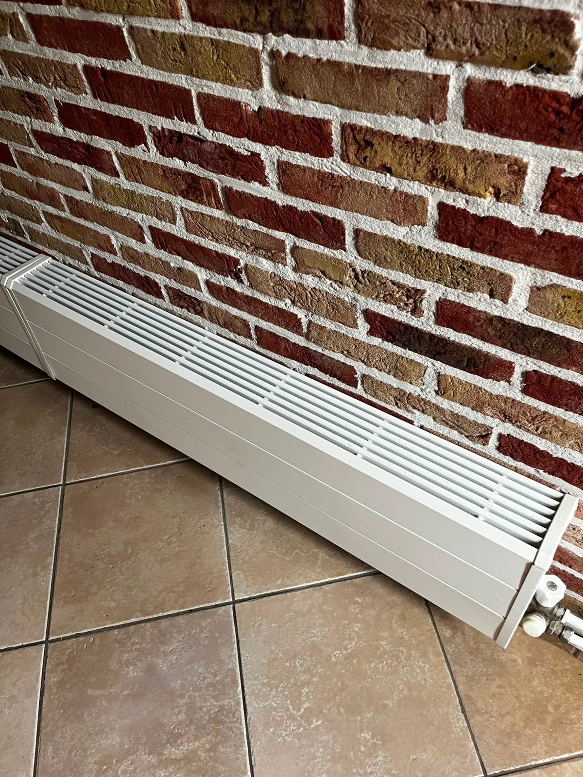 NIEUW Jaga wandmodellen en 1 normale radiator, 30 tot 80 cm, Gebruikt, Radiator, 150 cm of meer