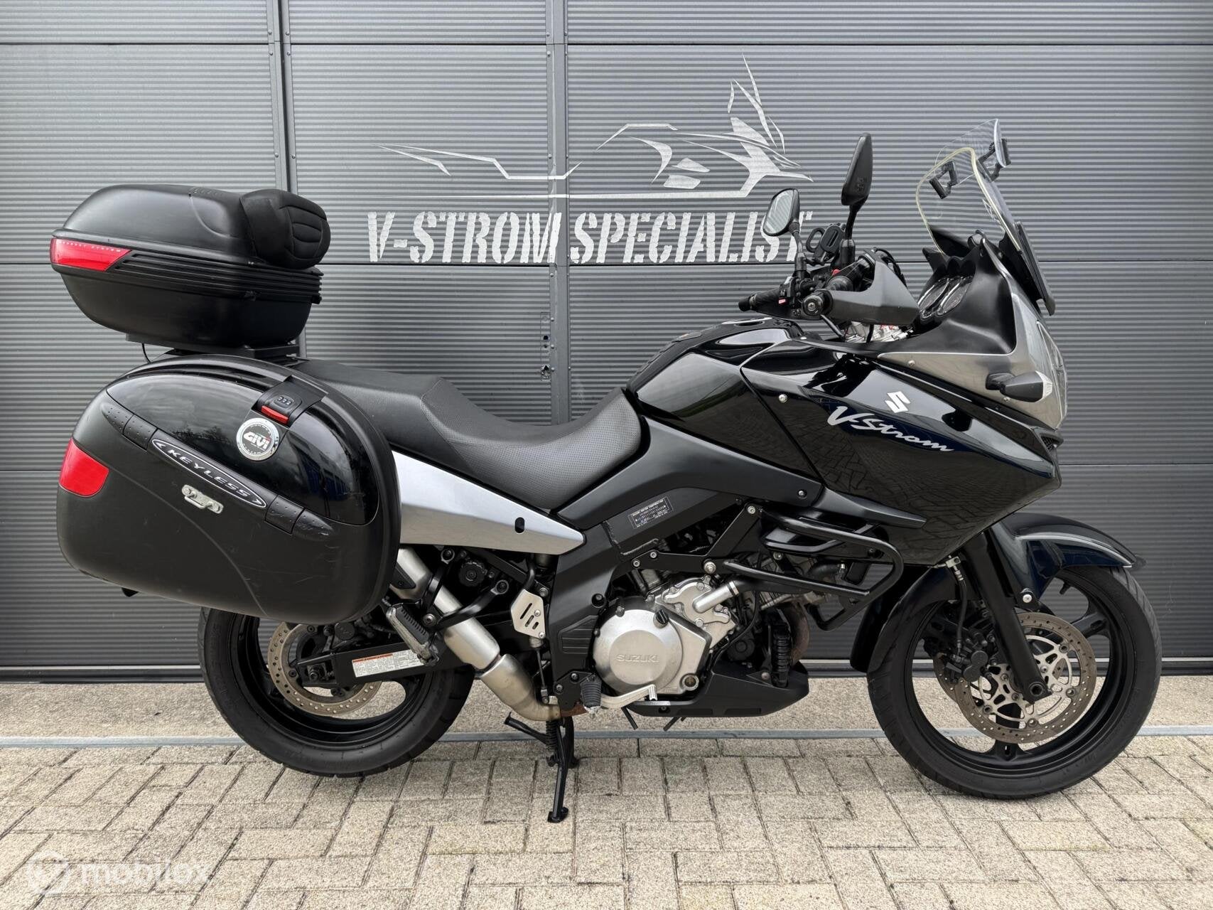 Suzuki V-Strom DL 1000 Black Rhino bomvol opties !, 996 cc, Meer dan 35 kW, Toermotor, Handgeschakeld
