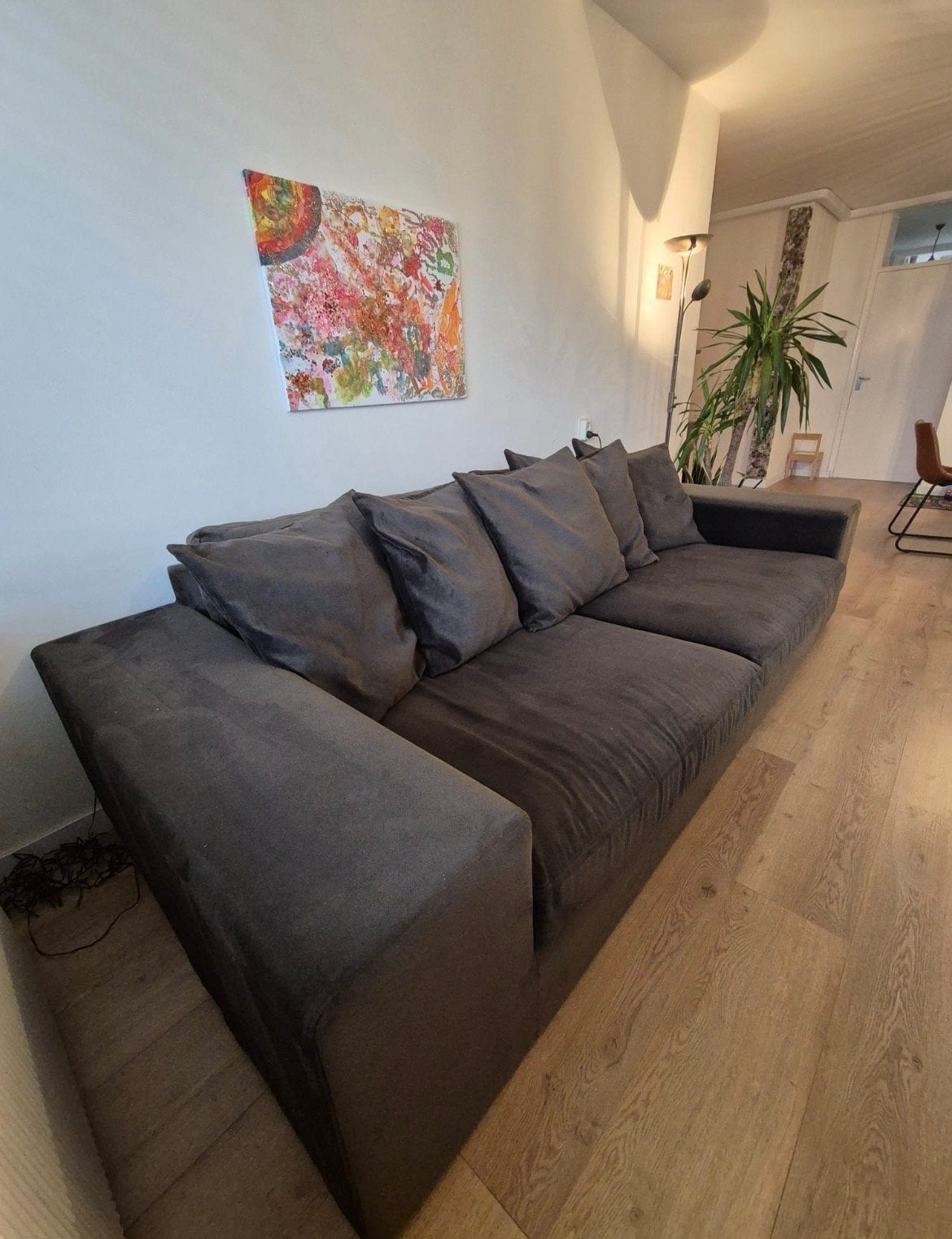 Comfortabele Grijze Rechte Bank - Ruim en Modern, Huis en Inrichting, Ophalen, 250 tot 300 cm, Gebruikt, 100 tot 125 cm