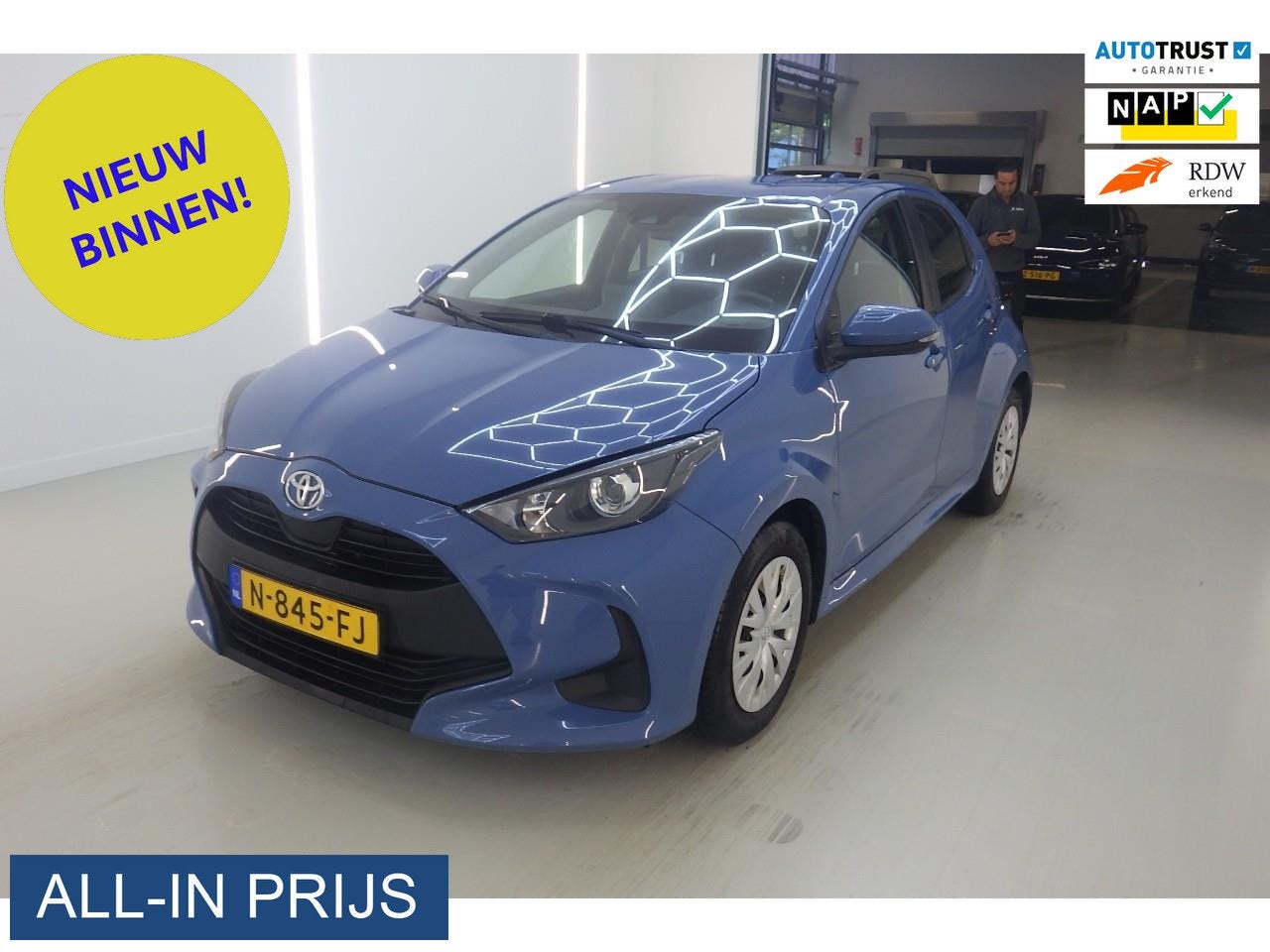 Toyota Yaris 1.0 VVT-i Active ✅1e EIGENAAR ✅CARPLAY ✅C, Auto's, Voorwielaandrijving, Stof, Gebruikt, 517 kg